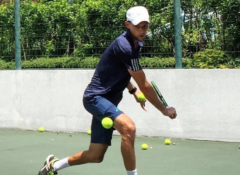 A tennis class hosted by a LyfeGo partner